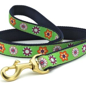 Stylish Up Country Bloom Leash: Vibrant Floral Design for Fashionable Dogs