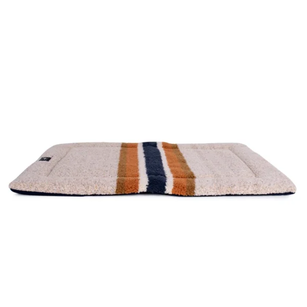 Luxurious Shinola Stripe Comfort Cushion Berber Dog Bed - Available in 2 Colors: Ultimate Pet Relaxation - Image 9