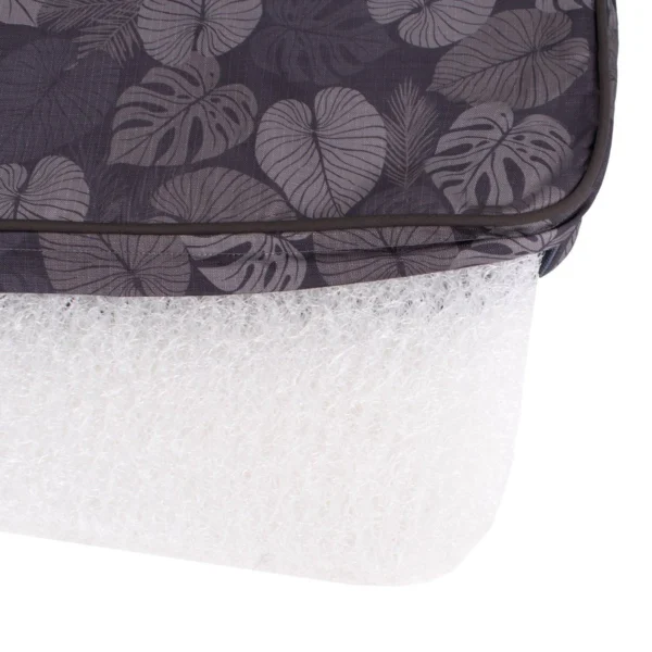 Ultimate Beach Companion: Body Glove Sun & Sand Mat - Image 4