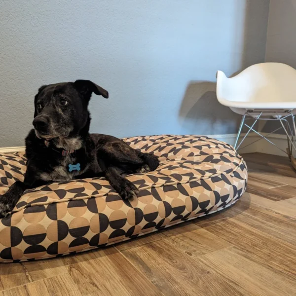 Carolina Pet Oval Lounger Bed: Plush and Stylish Pet Bed for Cats and Dogs